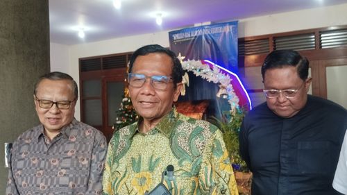 Ada 2 Panelis dari Unhan untuk Debat Capres, Mahfud: Tidak Apa-apa