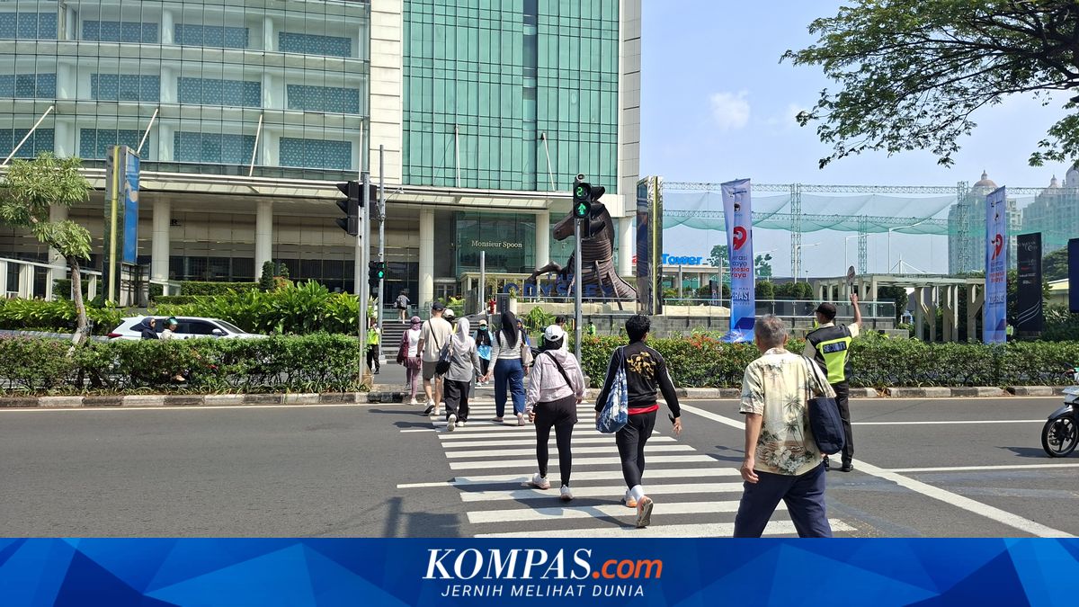 Pengunjung Ragukan Terowongan Senayan City-Plaza Senayan, Nilai Skybridge Lebih Masuk Akal