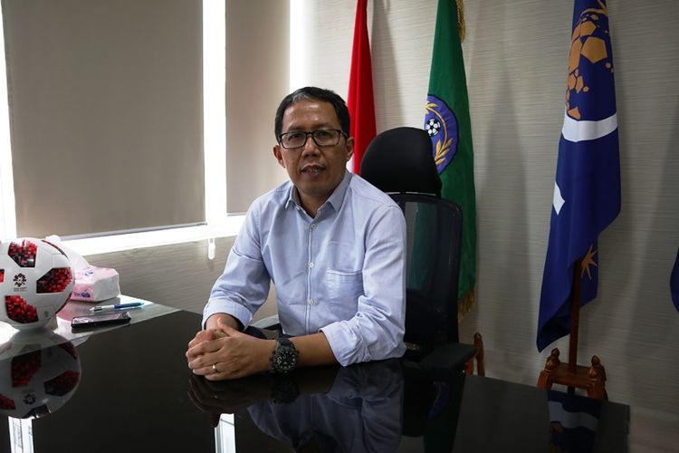 Plt Ketua Umum PSSI, Joko Driyono, menjawab pertanyaan Kompas.com dalam wawancara eksklusif di Kantor PSSI, Jumat (25/1/2019). 