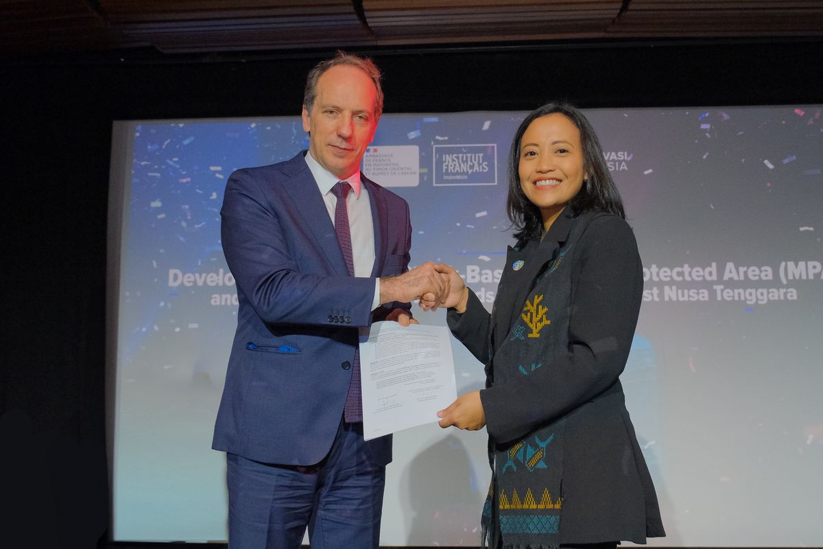 Kick-off dan penandatanganan hibah dari Kedutaan Besar Prancis dengan Indonesia, yang dilakukan di Auditorium the Institute Français Indonesia Auditorium, Jakarta, pada Rabu (19/6/2024). 