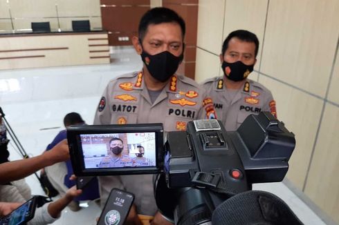 Senjata Rakitan dan Buku Jihad Diamankan dari 2 Terduga Teroris di Jatim