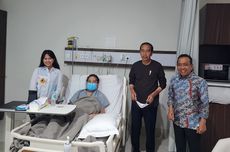 Jokowi Jenguk Abdee Slank yang Sudah Sebulan Dirawat, Doakan Kesembuhan