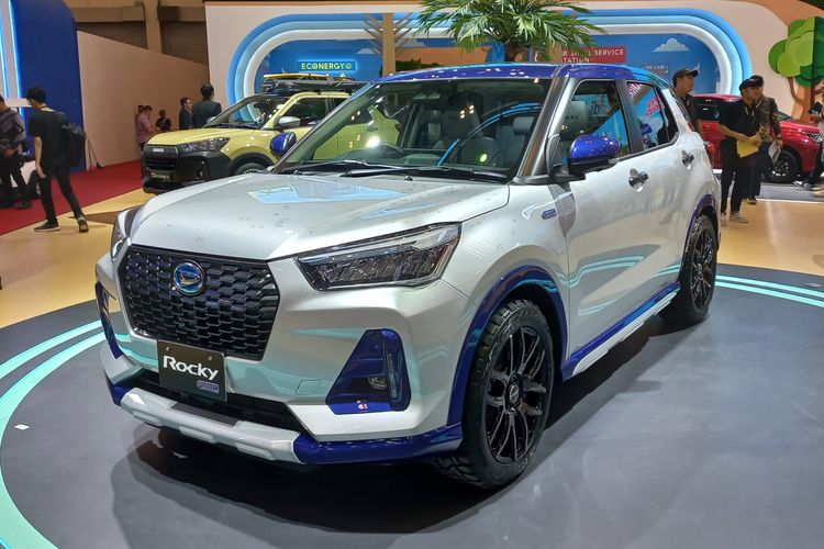 Daihatsu Rocky Hybrid di GIIAS 2024