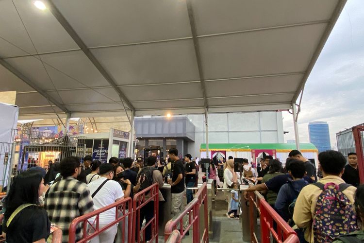 Ribuan Pengunjung Padati Pembukaan Jakarta Fair 2025 di JIExpo Kemayoran