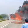 Truk Muat Bahan Kimia Terbakar di Tol Semarang-Batang, Arus Lalu Lintas Macet