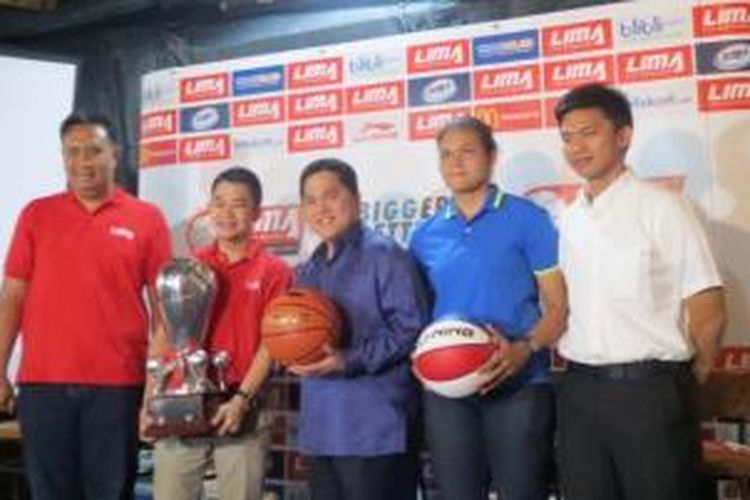 Erick Tohir dalam acara LIMA Basketball 2013-2014