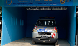 Prodi Teknik Sipil Ukrida Bantu Renovasi Garasi Ambulans Primkopti Swakerta Semanan di Kalideres