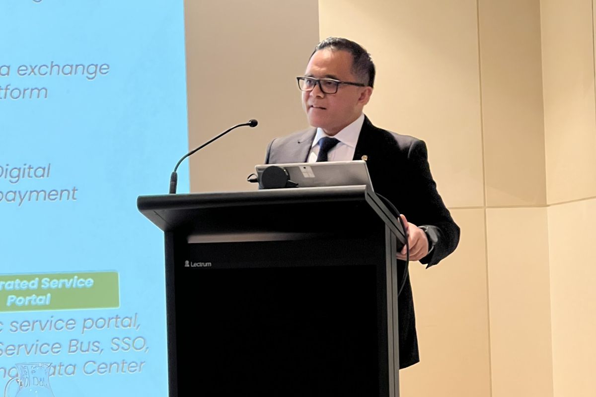 Menteri Pendayagunaan Aparatur Sipil Negara Reformasi Birokrasi (Menpan-RB) Abdullah Azwar Anas saat bertemu dengan jajaran Services Australia di Canberra, Selasa (17/10/2023).

