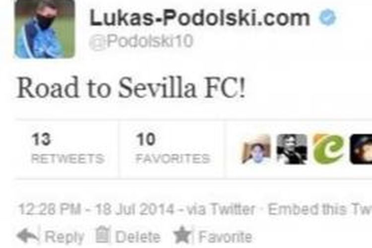 Tweet penyerang Arsenal, Lukas Podolski, yang membuatnya diperkirakan akan pindah ke Sevilla, pada bursa transfer musim panas ini.