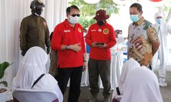 BIN Donasikan Mobile Lab dan Vaksin untuk Kota Semarang