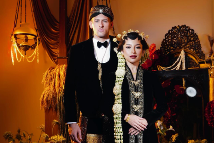 Justin Hubner dan Jennifer Coppen Prewedding Pakai Adat Jawa