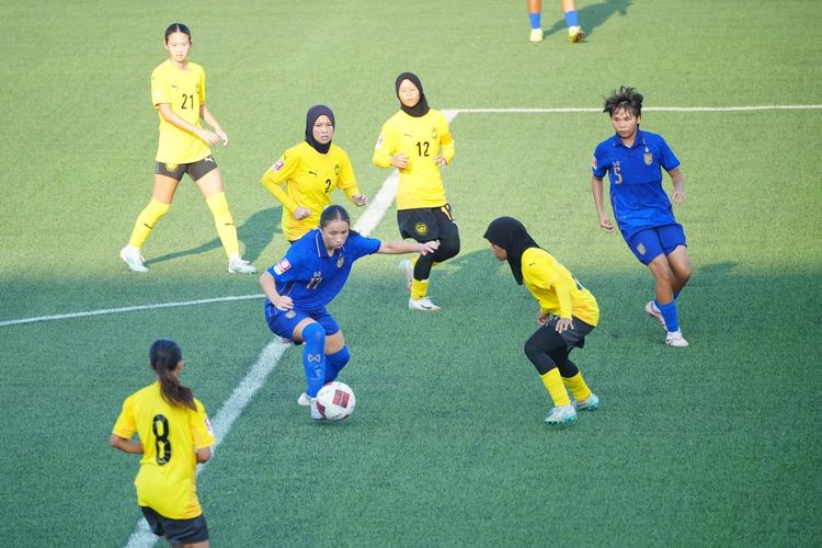 Sempat Sesumbar Ingin Kalahkan Indonesia di Final, Malaysia Justru Dilibas Thailand 5-1