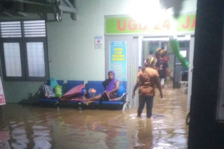 Pukesmas Masaran 2, Kabupaten Sragen, Jawa Tengah (Jateng), terdampak air luapan Sungai Grompol aliran Bengawan Solo.