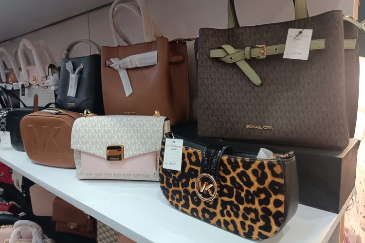 Pameran Irresistible Bazaar di Lippo Mall Puri, Jakarta