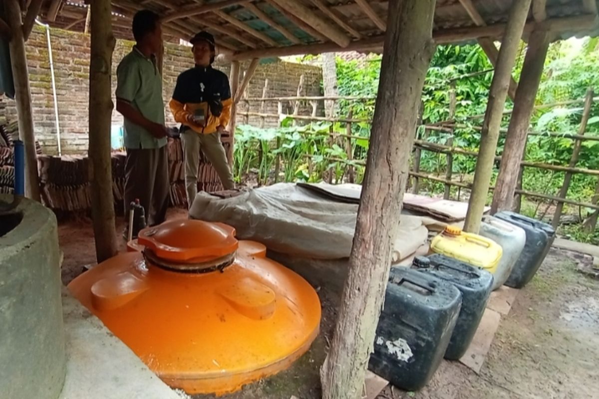 Biogas dari kotoran sapi milik Seger warga Desa Sumberagung, Kecamatan Pesanggaran Banyuwangi 