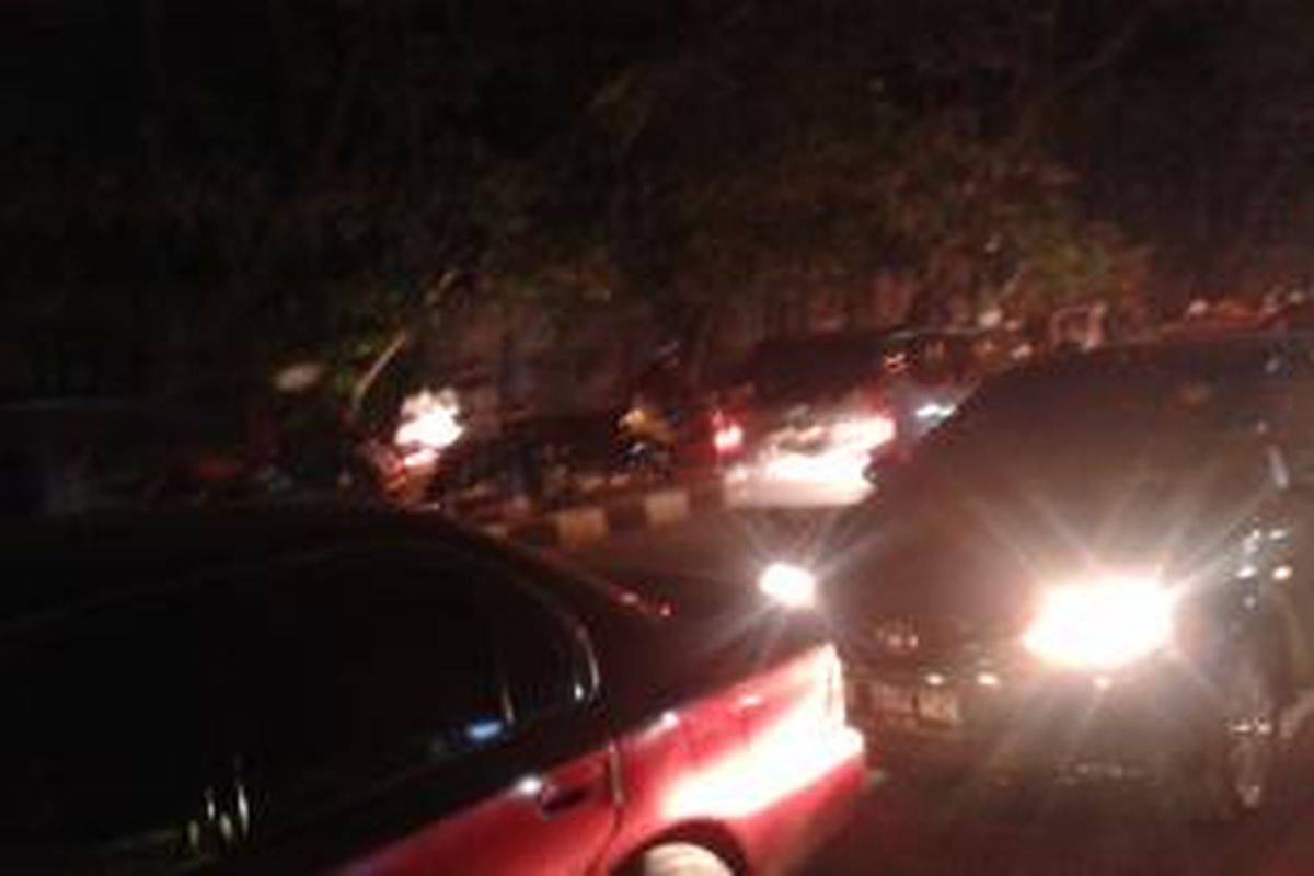 Kemacetan terjadi di Jalan Raya Fatmawati, Jakarta Selatan, Rabu (24/9/2014) sekitar pukul 21.00 WIB.