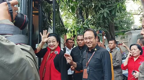Serahkan Dokumen Pendaftaran Ganjar-Mahfud, Megawati: Pada Keduanya Harapan Baru Indonesia Diletakkan