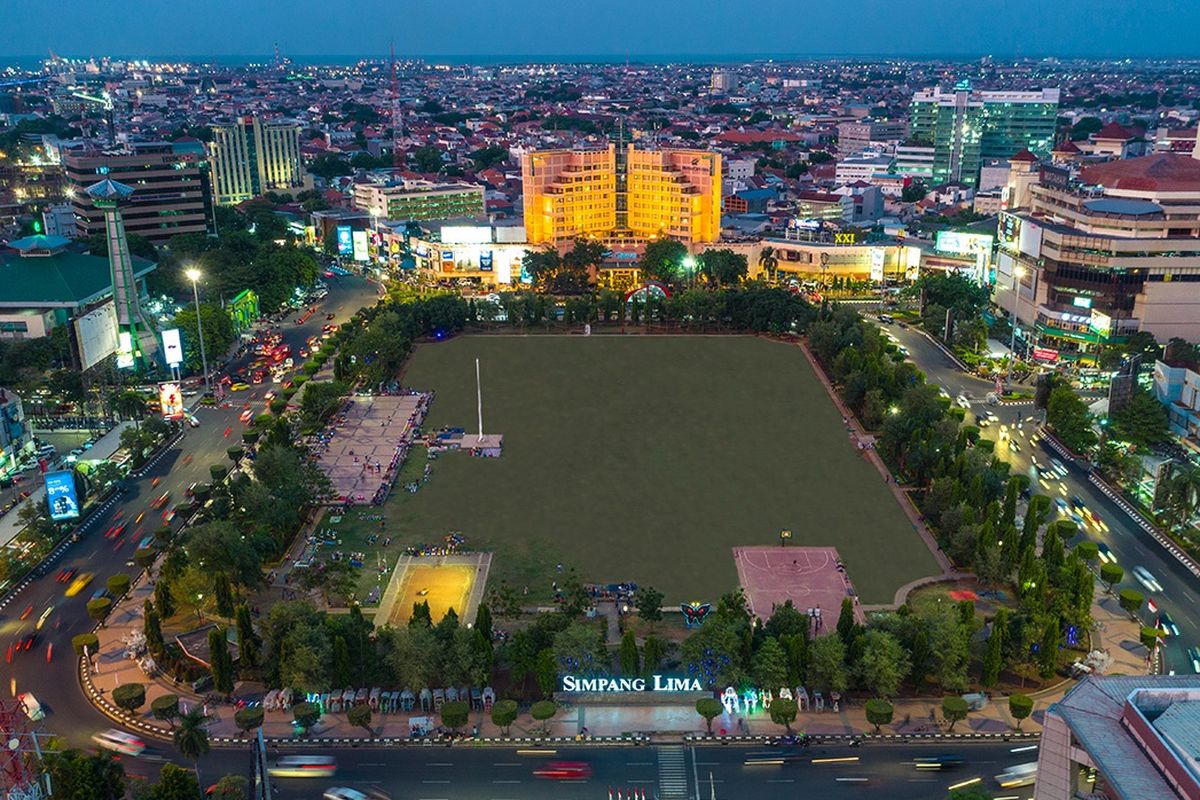 Kawasan Simpang Lima Semarang, Jawa Tengah