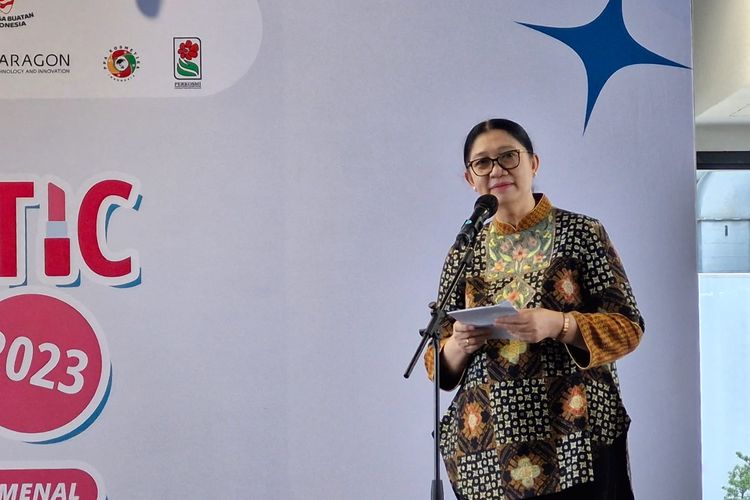 Plt Direktur Industri Aneka dan IKM Kimia, Sandang, dan Kerajinan Kementerian Perindustrian, Ni Nyoman Ambareny dalam pembukaan Cosmetic Day 2023 di Jakarta Selatan, Jumat (24/11/2023).