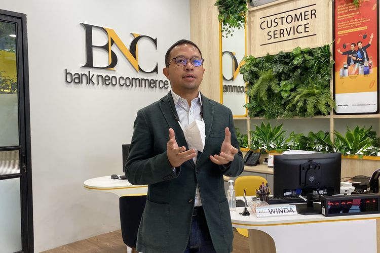 Direktur Bisnis BNC, Aditya Windarwo dalam peresmian Smart Branch Pantai Indah Kapuk di Jakarta