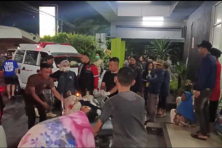 Kecelakaan Maut di Tanjakan Cae Sumedang, 3 Tewas, 20 Penumpang Elf Jadi Korban
