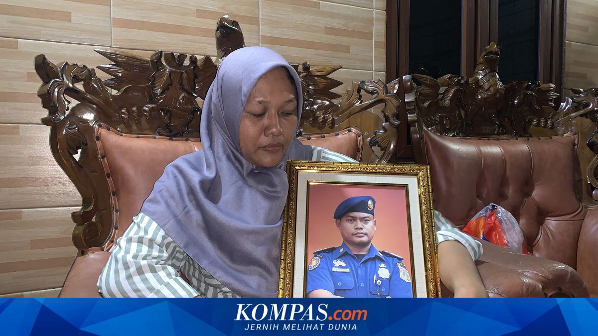 "Tanggung Jawabnya Luar Biasa", Istri Kenang Sosok Petugas Damkar Jaktim yang Gugur
