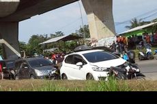 Lima Mobil Tabrakan Beruntun di Jalan Baru Bogor