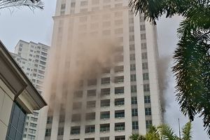 Momen Mencekam Kebakaran Apartemen Pavilion Jakpus: 34 Orang Terjebak, 3 Hewan Peliharaan Mati
