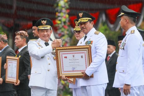 Sejak Dipimpin Nana Sudjana pada September 2023, Pemprov Jateng Raih 10 Penghargaan