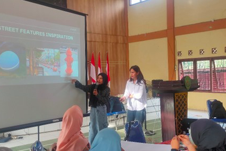 Mereka menggelar dialog bersama kelompok masyarakat lokal dan para ahli untuk merencanakan masa depan komunitas yang bertransformasi bersama IKN.

Otorita IKN menggelar dialog bersama warga lokal pada 5-7 Maret 2024 di Desa Argo Mulyo, Sepaku, Penajam Paser Utara, Kalimantan Timur.
