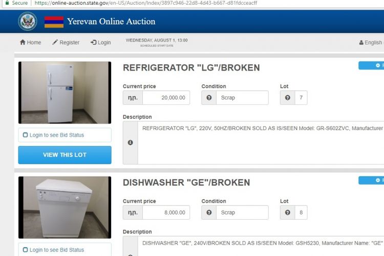 Tampilan situs lelang kedutaan besar AS yang menawarkan sejumlah peralatan elektronik dalam kondisi rusak.