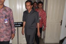 Penampilan Tak Biasa Jokowi Mengundang Tawa
