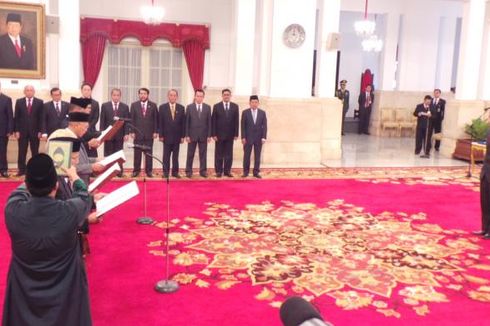 Lima Anggota KY Ucapkan Sumpah Jabatan di Istana