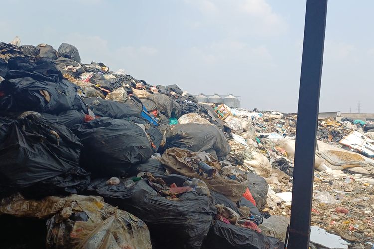 Jakarta Hasilkan 9.059 Ton Sampah Sehari, Hampir Separuhnya Sisa Makanan