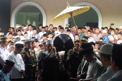 5 Berita Populer Nusantara: Wafatnya Kiai NU Didoakan Umat Katolik, Vonis Penulis 