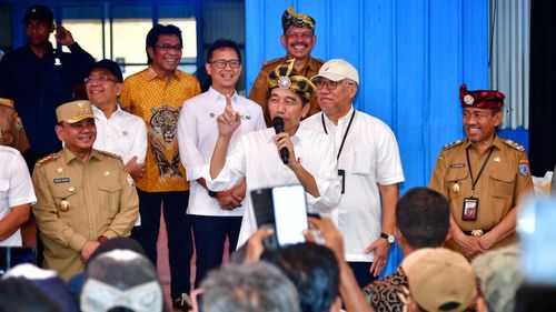 Jokowi Ingin Bansos Beras Lanjut hingga Desember, PDI-P: Cawe-cawe untuk Pilkada