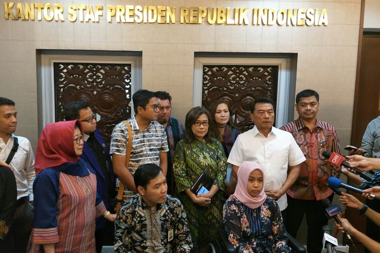 Kepala Kantor Staf Presiden menerima kedatangan drg. Romi