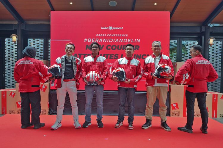 Lion Parcel Rilis Atribut Baru untuk Kurir, Tingkatkan Keamanan dan Kenyamanan Pengiriman
