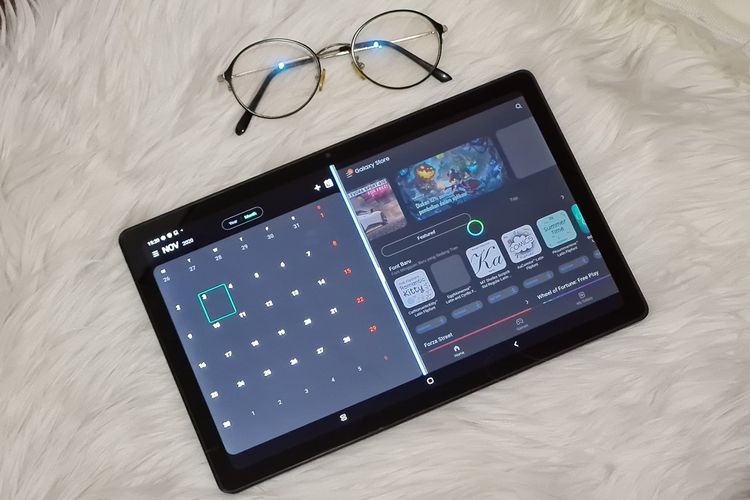 Fitur split screen view yang bisa digunakan untuk mendukung multitasking.