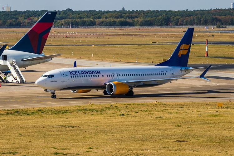 Sebuah Boeing 737 MAX 8 milik maskapai penerbangan Icelandair.