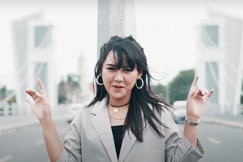 Trending Youtube, Ini Lirik dan Chord Cintaku Tak Terbatas Waktu - Happy Asmara