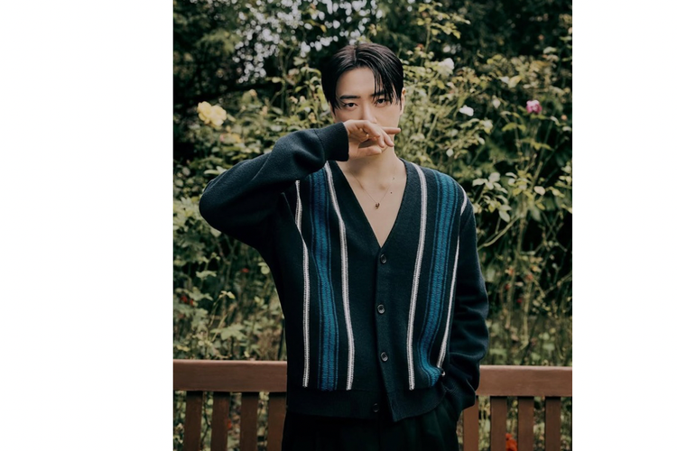 Lee Joon-hyuk, aktor Korea Selatan yang berperan di drakor Mercy for None, punya beberapa gaya berpakaian yang bisa jadi inspirasi. Seperti apa?