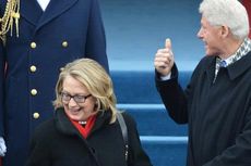 Clinton dan Carter Hadiri Upacara Pelantikan Obama