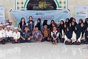Saat Kamus Jadi Buku Favorit, Cerita Siswa Ponpes Darul Hikmah yang Kekurangan Bacaan