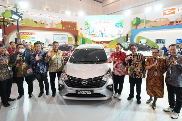 Daihatsu ikut ramaikan pameran GIIAS Surabaya