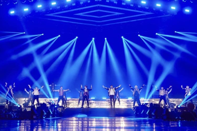 Boyband asal Korea Selatan Super Junior menggelar konser Super Show 7S di Indonesia Convention Exhibition (ICE), BSD, Tangerang, Banten, Sabtu (15/6/2019).