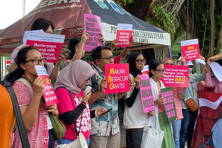 Massa Aksi Peduli  MBG di Monas, Soroti Kualitas Gizi Makanan 