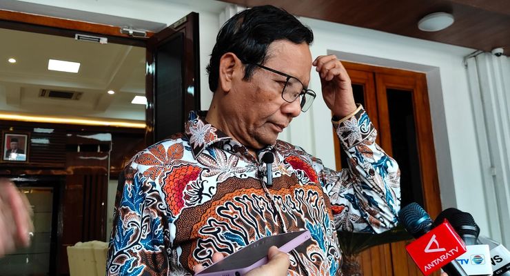 Diretasnya Instagram Mahfud MD...