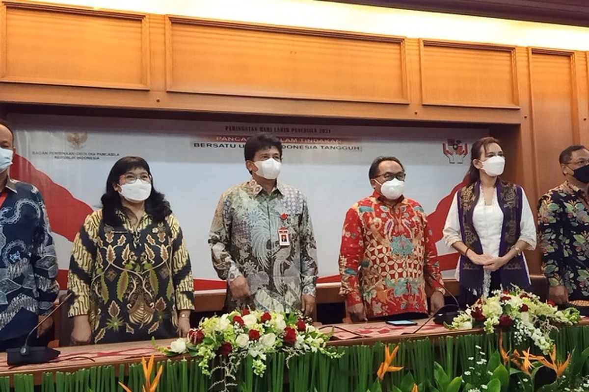 Anggota BPIP saat konferensi pers di kantor Kementerian Luar Negeri (Kemenlu) 