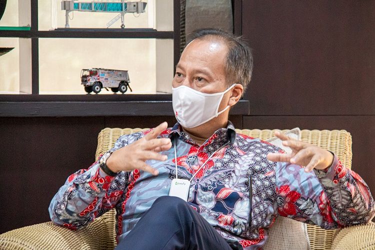 Menteri Perindustrian Agus Gumiwang Kartasasmita di Kantornya, Jakarta, Rabu (7/10/2020).